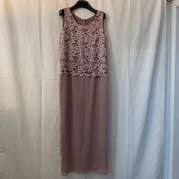 NEW Sz Medium Formal Holiday New Years Party Gown NWOT - Picture 2 of 6